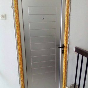 vrata-sa-alu-stokom01